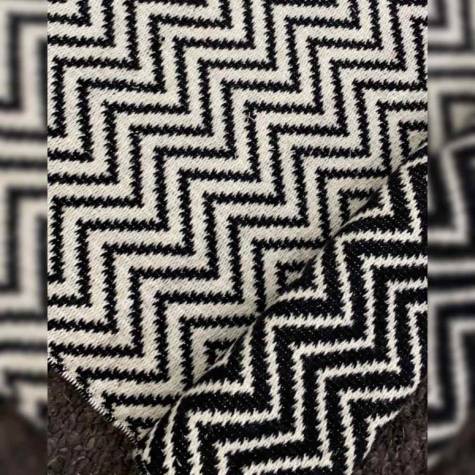 Black and White Chevron Flatweave Rug Rectangular Modern Style Manufacturers, Suppliers, Exporters in Singapore